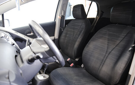 Toyota Yaris III рестайлинг, 2007 год, 550 000 рублей, 5 фотография