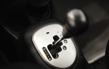 Toyota Yaris III рестайлинг, 2007 год, 550 000 рублей, 17 фотография