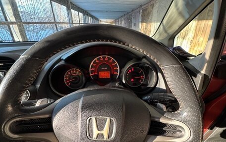 Honda Fit III, 2011 год, 980 000 рублей, 10 фотография