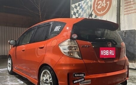 Honda Fit III, 2011 год, 980 000 рублей, 3 фотография