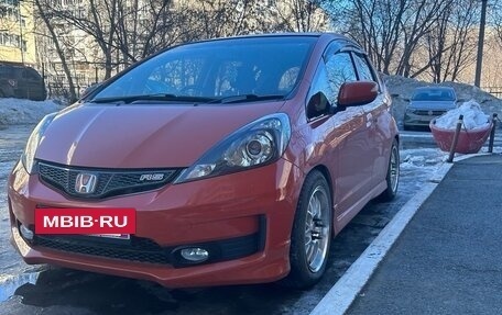 Honda Fit III, 2011 год, 980 000 рублей, 2 фотография