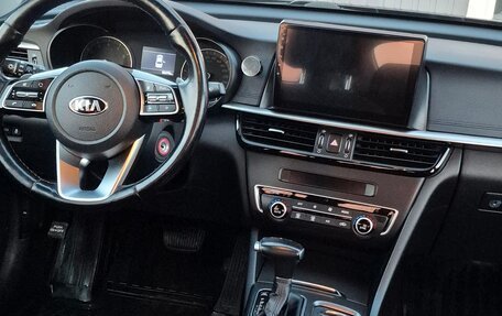 KIA Optima IV, 2018 год, 2 100 000 рублей, 5 фотография