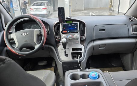 Hyundai Grand Starex Grand Starex I рестайлинг 2, 2010 год, 999 999 рублей, 6 фотография