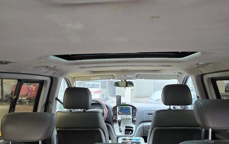 Hyundai Grand Starex Grand Starex I рестайлинг 2, 2010 год, 999 999 рублей, 8 фотография