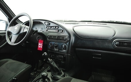 Chevrolet Niva I рестайлинг, 2017 год, 730 000 рублей, 4 фотография