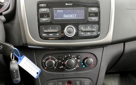 Renault Sandero II рестайлинг, 2020 год, 1 150 000 рублей, 11 фотография