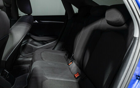 Audi A3, 2019 год, 2 137 000 рублей, 10 фотография