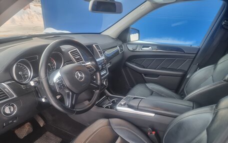 Mercedes-Benz GL-Класс, 2015 год, 3 000 000 рублей, 14 фотография