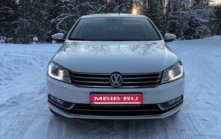 Volkswagen Passat B7, 2011 год, 1 170 000 рублей, 2 фотография