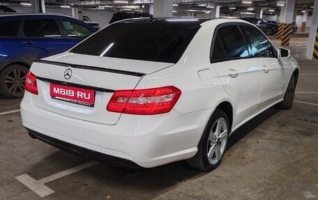 Mercedes-Benz E-Класс, 2012 год, 1 190 000 рублей, 5 фотография