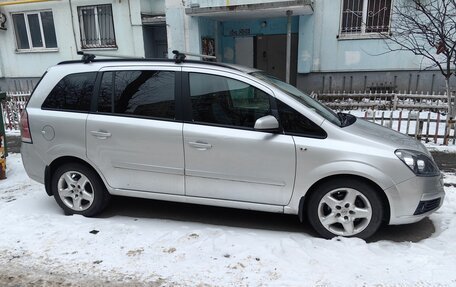 Opel Zafira B, 2007 год, 740 000 рублей, 3 фотография