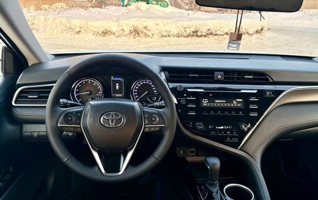 Toyota Camry, 2018 год, 1 900 000 рублей, 27 фотография