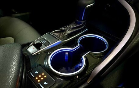 Toyota Camry, 2018 год, 1 900 000 рублей, 28 фотография