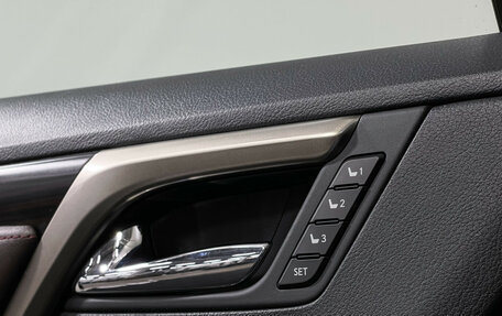 Lexus RX IV рестайлинг, 2019 год, 5 550 000 рублей, 16 фотография