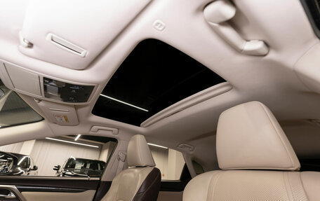 Lexus RX IV рестайлинг, 2016 год, 4 740 000 рублей, 10 фотография