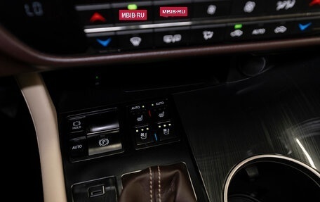 Lexus RX IV рестайлинг, 2016 год, 4 740 000 рублей, 25 фотография