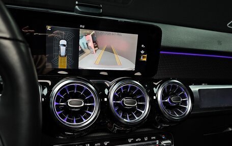 Mercedes-Benz GLB, 2022 год, 3 190 000 рублей, 10 фотография