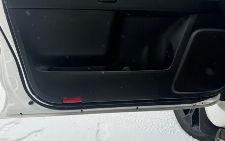 Toyota Land Cruiser Prado 150 рестайлинг 2, 2018 год, 4 300 000 рублей, 4 фотография