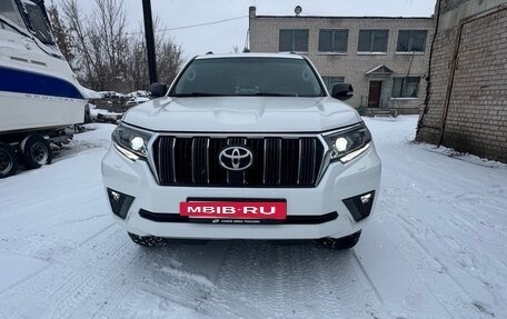 Toyota Land Cruiser Prado 150 рестайлинг 2, 2018 год, 4 300 000 рублей, 8 фотография