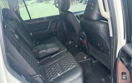 Toyota Land Cruiser Prado 150 рестайлинг 2, 2018 год, 4 300 000 рублей, 15 фотография