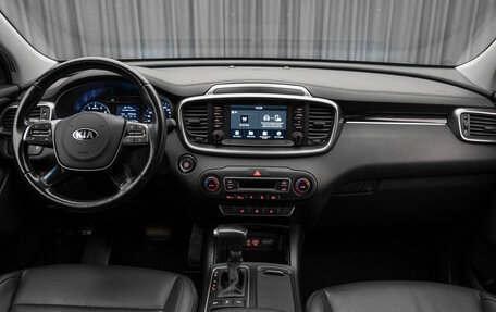 KIA Sorento III Prime рестайлинг, 2018 год, 3 180 000 рублей, 10 фотография