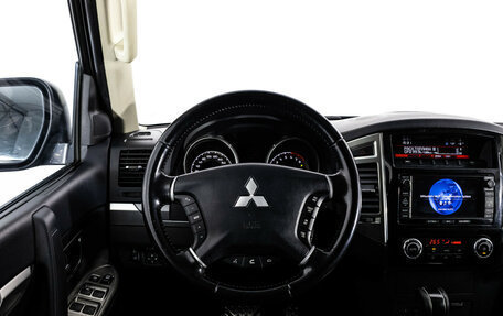 Mitsubishi Pajero IV, 2014 год, 2 249 000 рублей, 11 фотография