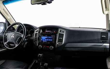 Mitsubishi Pajero IV, 2014 год, 2 249 000 рублей, 9 фотография