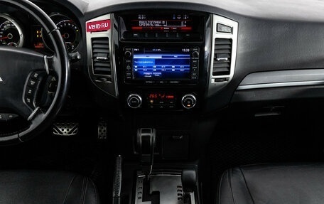 Mitsubishi Pajero IV, 2014 год, 2 249 000 рублей, 14 фотография