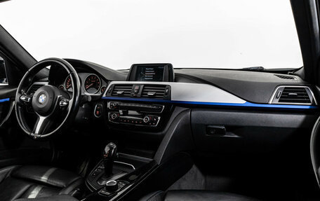 BMW 3 серия, 2017 год, 2 099 000 рублей, 12 фотография