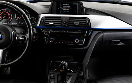 BMW 3 серия, 2017 год, 2 099 000 рублей, 16 фотография