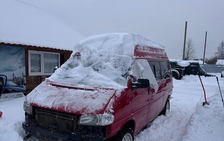 Volkswagen Caravelle T4, 2001 год, 1 200 000 рублей, 1 фотография