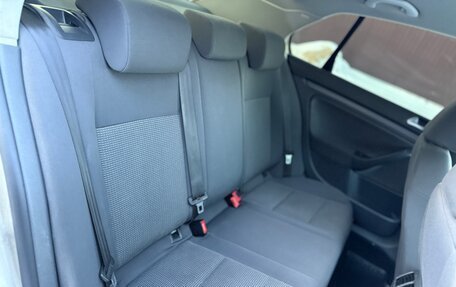 Volkswagen Jetta VI, 2008 год, 640 000 рублей, 12 фотография