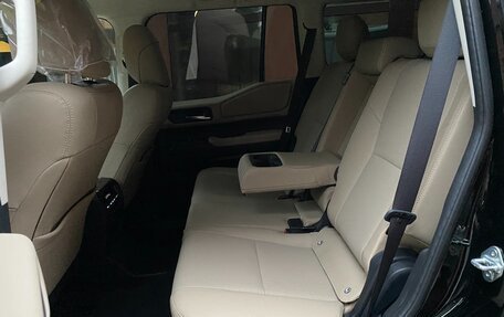 Toyota Land Cruiser Prado, 2025 год, 9 670 000 рублей, 30 фотография