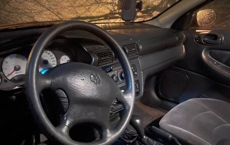 Dodge Stratus II, 2001 год, 215 000 рублей, 8 фотография