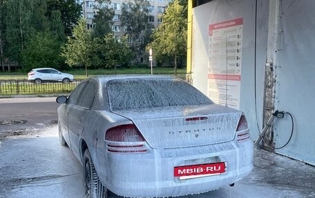Dodge Stratus II, 2001 год, 215 000 рублей, 2 фотография