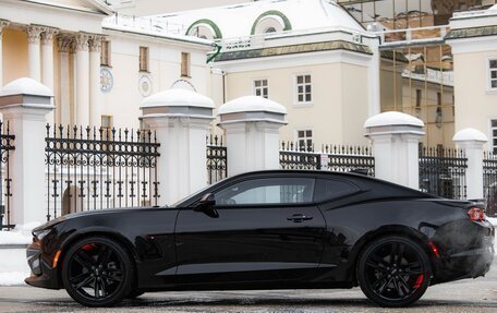 Chevrolet Camaro VI, 2022 год, 4 500 000 рублей, 4 фотография