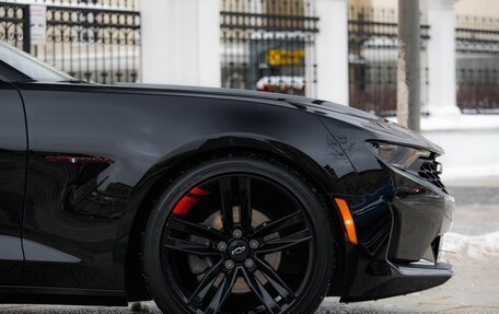 Chevrolet Camaro VI, 2022 год, 4 500 000 рублей, 25 фотография