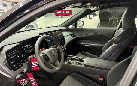 Lexus RX IV рестайлинг, 2025 год, 9 900 000 рублей, 3 фотография