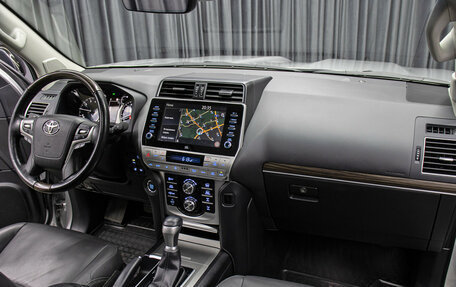 Toyota Land Cruiser Prado 150 рестайлинг 2, 2021 год, 9 498 000 рублей, 11 фотография