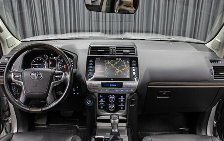 Toyota Land Cruiser Prado 150 рестайлинг 2, 2021 год, 9 498 000 рублей, 14 фотография