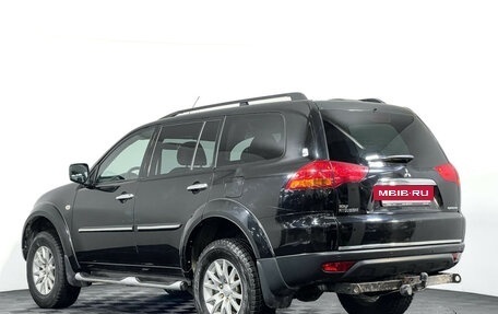 Mitsubishi Pajero Sport II рестайлинг, 2013 год, 2 497 000 рублей, 7 фотография