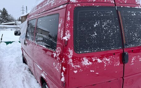 Volkswagen Caravelle T4, 2001 год, 1 200 000 рублей, 2 фотография