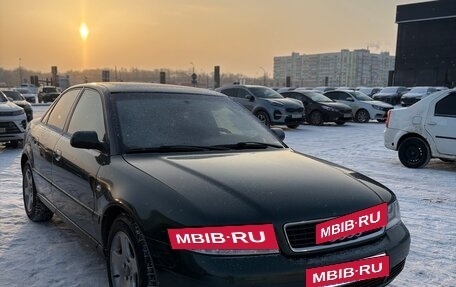 Audi A4, 2000 год, 500 000 рублей, 10 фотография