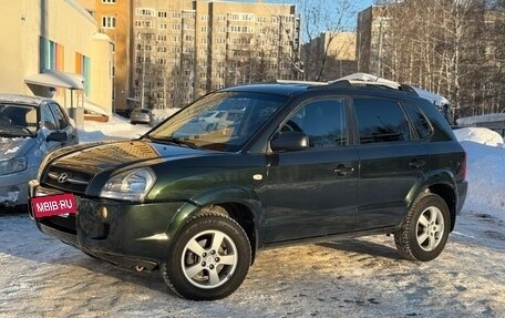Hyundai Tucson III, 2007 год, 649 000 рублей, 3 фотография