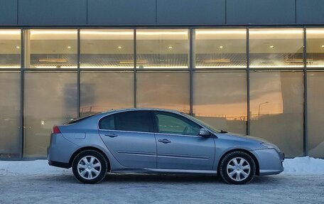 Renault Laguna III рестайлинг, 2008 год, 549 000 рублей, 3 фотография