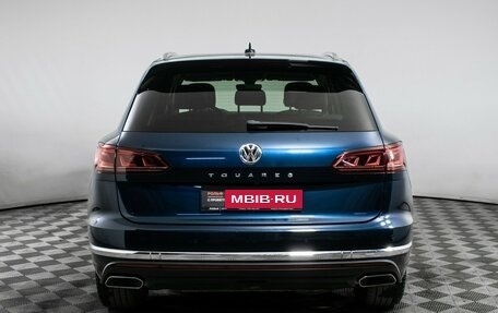 Volkswagen Touareg III, 2018 год, 4 497 000 рублей, 6 фотография