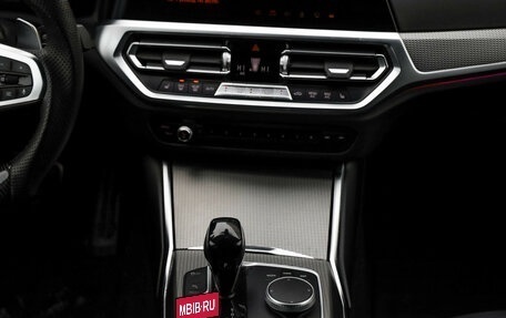 BMW 3 серия, 2021 год, 4 200 000 рублей, 19 фотография