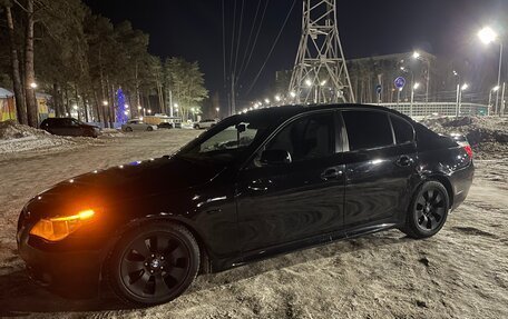 BMW 5 серия, 2003 год, 800 000 рублей, 3 фотография