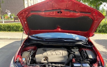 Toyota Auris II, 2016 год, 1 690 000 рублей, 6 фотография