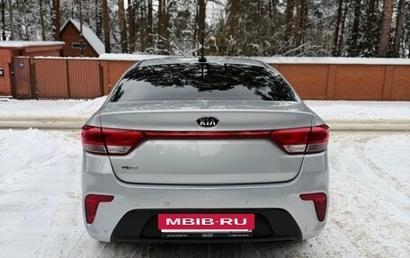 KIA Rio IV, 2018 год, 1 380 000 рублей, 6 фотография